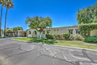 Photo #1: 6100497 Listing 