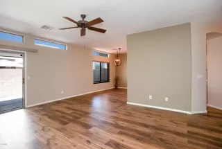 Photo #2: 6100855 Listing