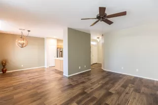 Photo #4: 6100855 Listing