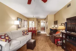 Photo #3: 6100923 Listing