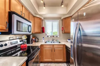 Photo #5: 6100923 Listing