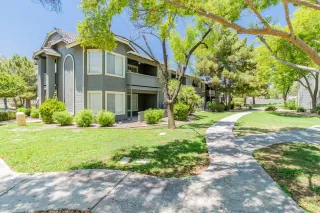 Photo #4: 6100976 Listing