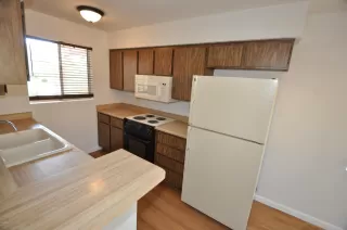 Photo #2: 6101232 Listing 