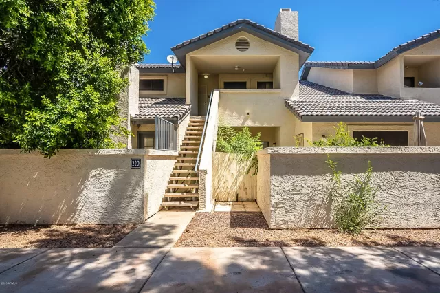 MLS: 6101340 Condo For Sale