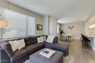 Photo #5: 6101434 Listing