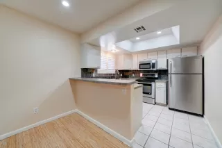 Photo #1: 6101508 Listing 