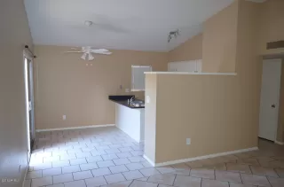 Photo #4: 6101651 Listing