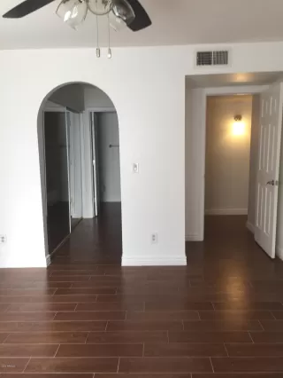 Photo #2: 6101711 Listing