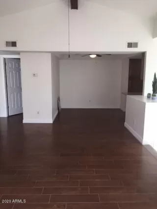 Photo #3: 6101711 Listing