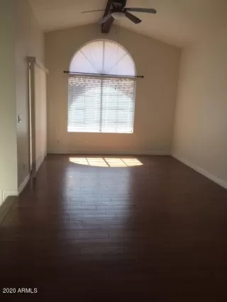 Photo #4: 6101711 Listing