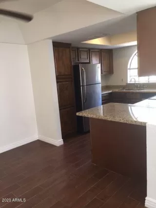 Photo #6: 6101711 Listing