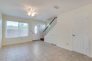 Photo #6: 6101734 Listing 