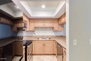 Photo #6: 6101964 Listing 