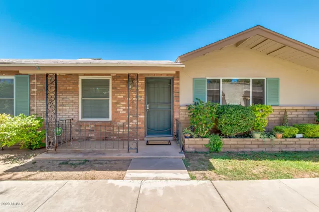 MLS: 6101988 Condo For Sale