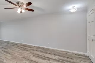 Photo #5: 6101988 Listing