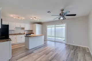 Photo #6: 6101988 Listing