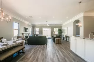 Photo #5: 6102037 Listing 