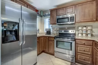 Photo #3: 6102096 Listing