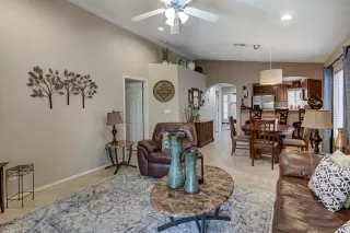 Photo #5: 6102096 Listing