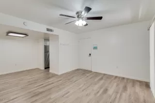 Photo #5: 6102167 Listing 