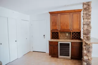 Photo #3: 6102267 Listing