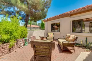 Photo #5: 6102622 Listing