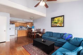 Photo #6: 6102747 Listing