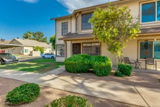 Photo #2: 6103191 Listing