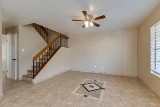 Photo #4: 6103191 Listing