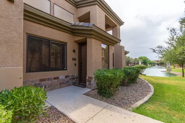 MLS: 6103196 Condo For Sale