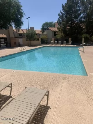 Photo #4: 6103346 Listing 