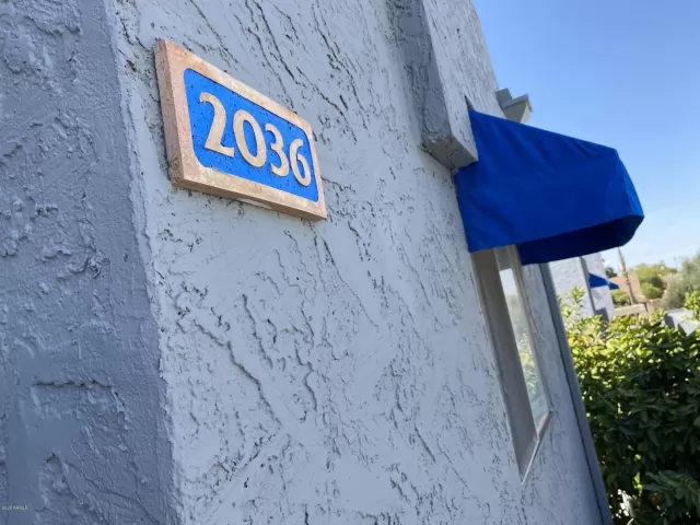 MLS: 6103361 Condo For Sale