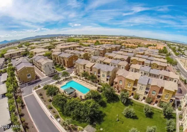 MLS: 6103428 Condo For Sale