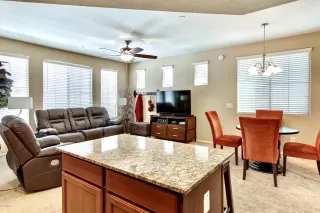 Photo #3: 6103428 Listing 