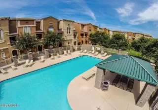 Photo #4: 6103428 Listing 