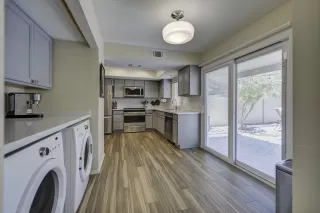 Photo #6: 6103469 Listing 