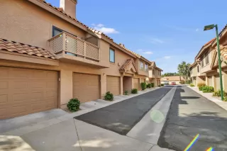 Photo #2: 6103538 Listing 