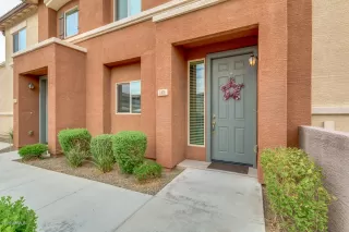 Photo #2: 6103822 Listing