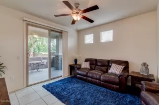 Photo #4: 6103822 Listing