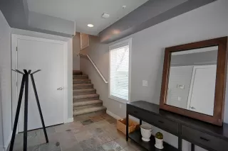 Photo #2: 6103944 Listing 