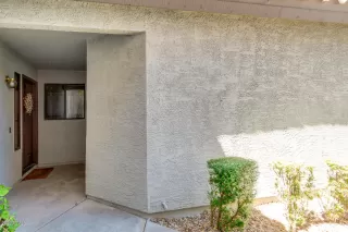 Photo #4: 6104129 Listing