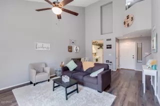 Photo #6: 6104129 Listing