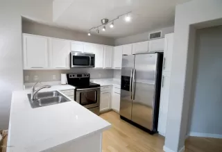 Photo #4: 6104137 Listing