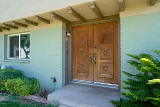 Photo #2: 6104172 Listing 