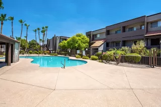 Photo #3: 6104550 Listing 