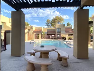 Photo #2: 6105090 Listing