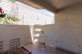 Photo #2: 6105214 Listing 