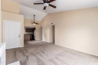 Photo #3: 6105317 Listing