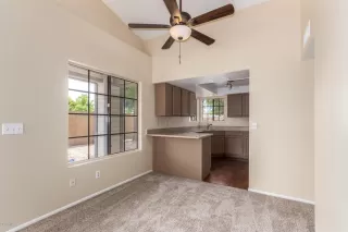 Photo #6: 6105317 Listing