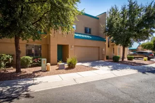 Photo #2: 6105549 Listing